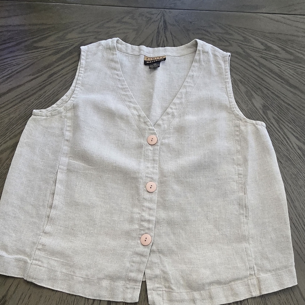 Women's Sleeveless Blouse - Light Gray.     I#012